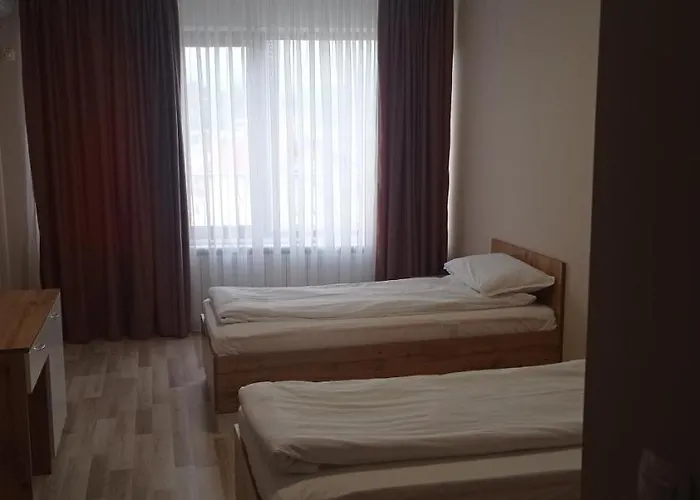 хотел-ресторант русаков *